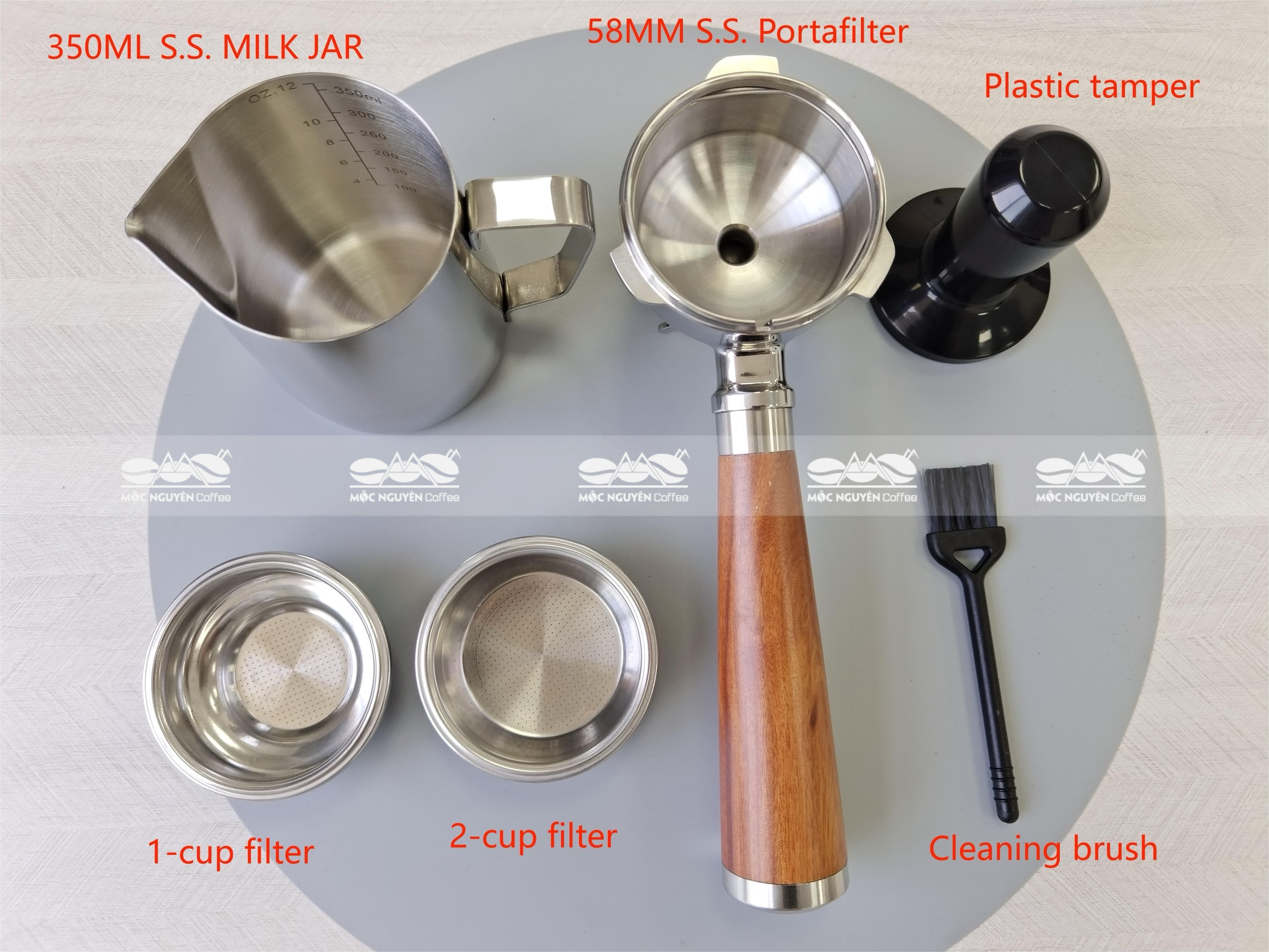 Bộ dụng cụ tặng kèm Bộ dụng cụ tặng kèm